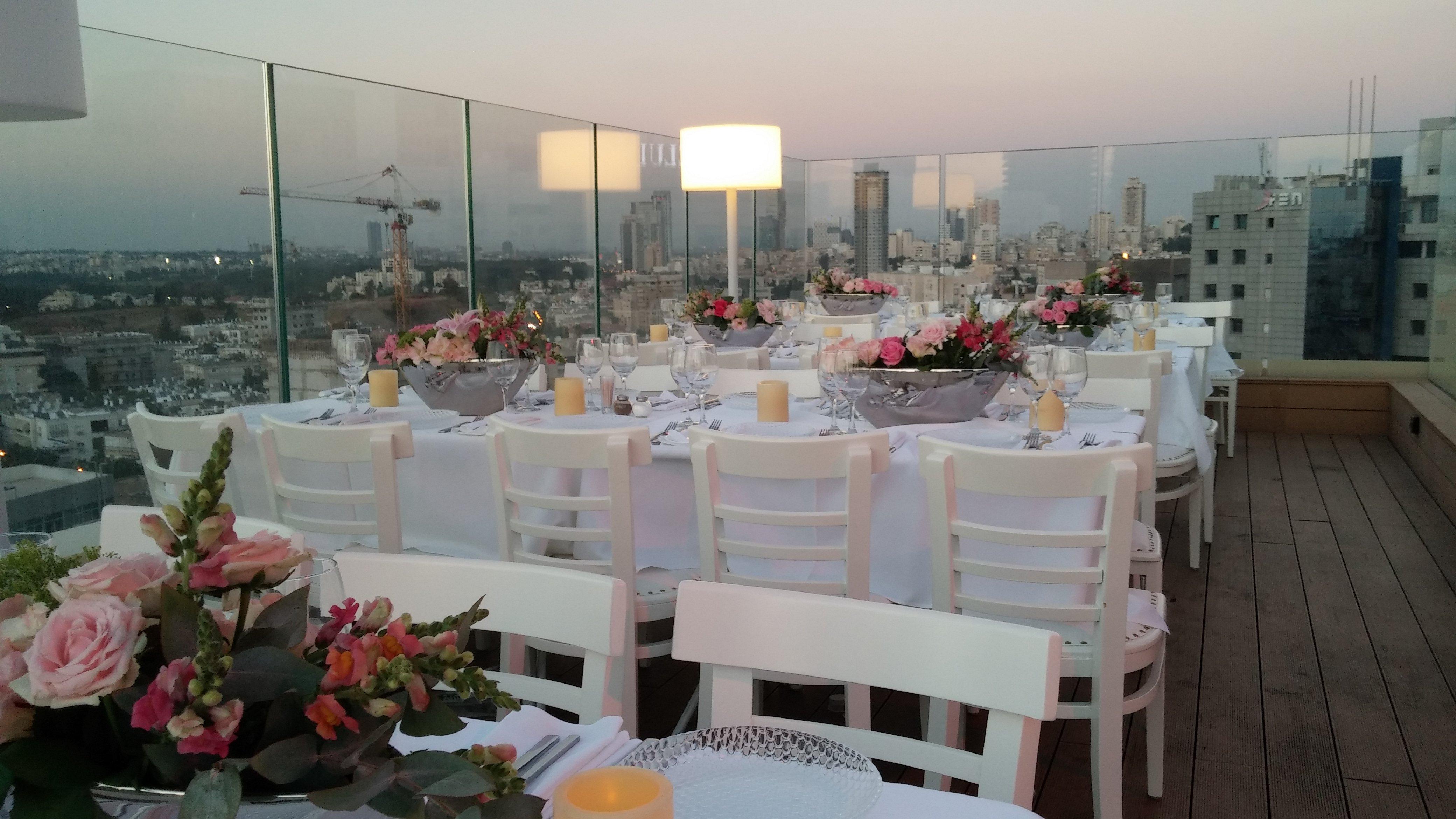 Hotel Indigo Tel Aviv - Diamond District By Ihg Giv'atayim Ngoại thất bức ảnh The rooftop